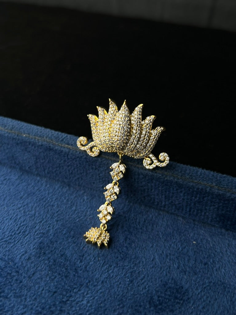 AD Kamal Mukut (Gold)